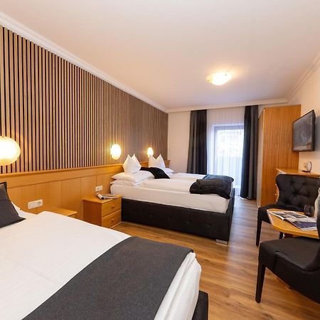 Hotel Austria Saalbach-Hinterglemm Bagian luar foto