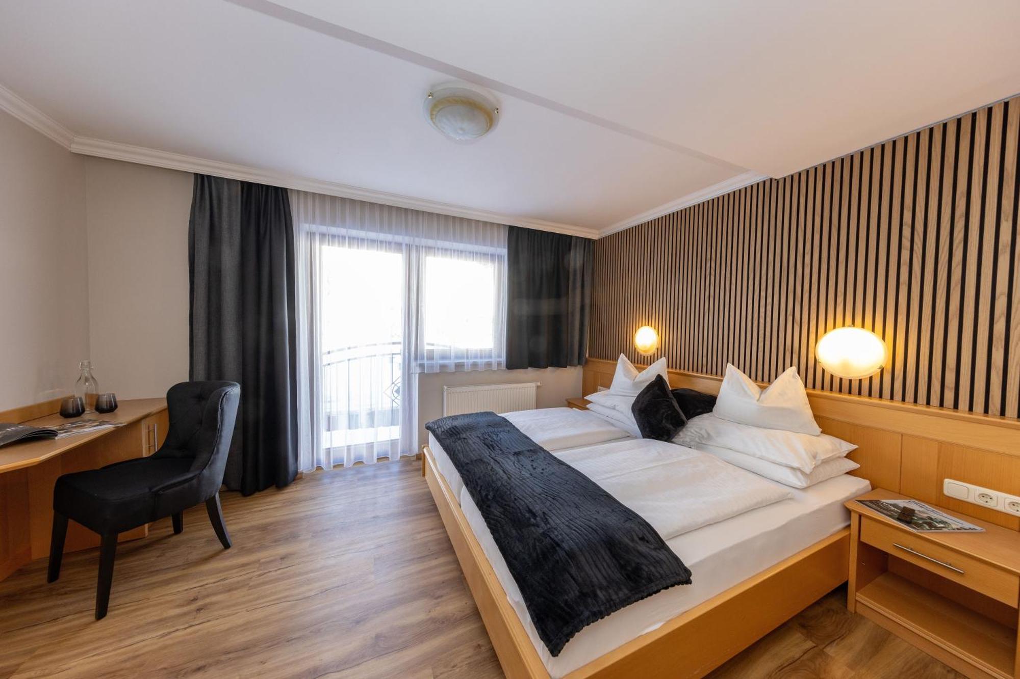 Hotel Austria Saalbach-Hinterglemm Bagian luar foto